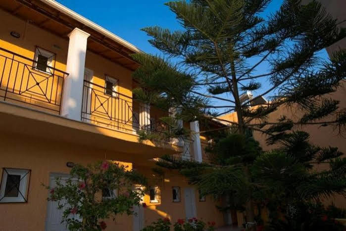 Metaxa Apartments Kávos Exterior foto